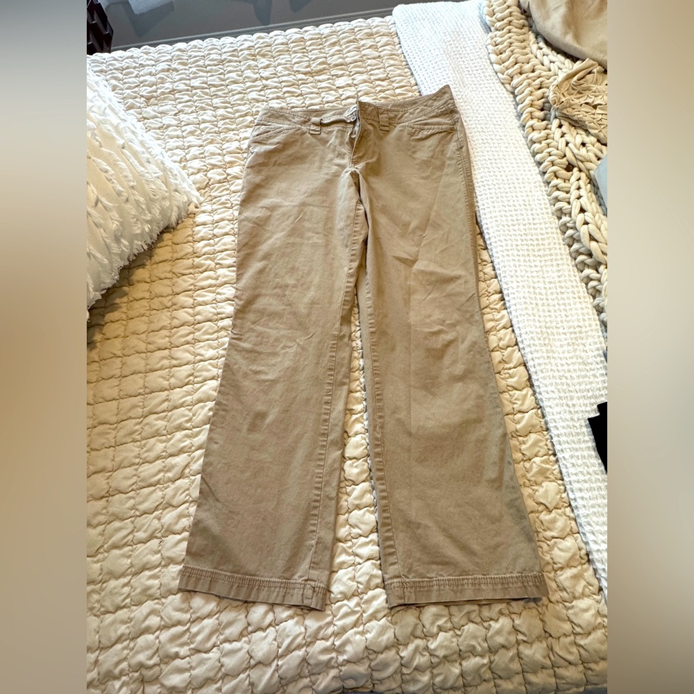 DOCKERS Curvy Mid Rise Pants - Size 14 - Khaki
